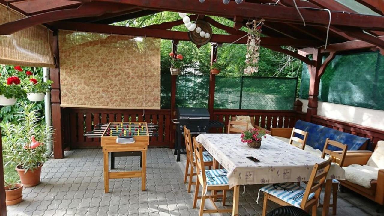 BalatonfůzfőLiliana Vendeghazアパートメント エクステリア 写真